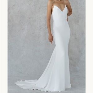 Elegant White Wedding Dress